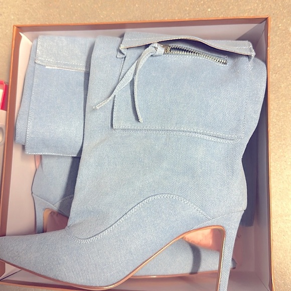 Women’s Denim Boots  Pointed Toes Size 9 - Picture 7 of 7